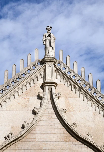 Top of Trento cathedral — Stock Photo, Image