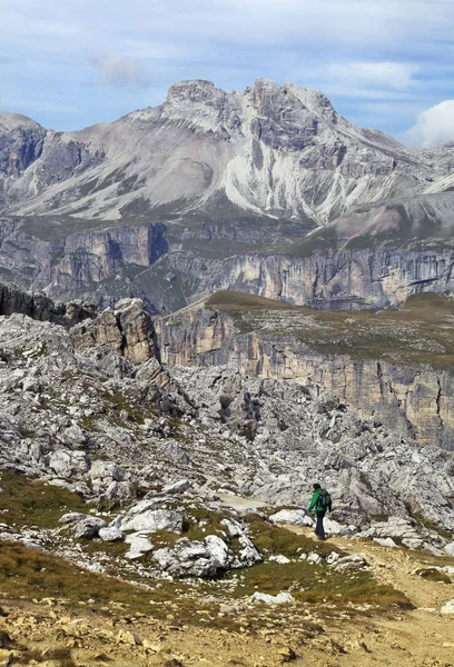 Dolomites, İtalya trekking — Stok fotoğraf