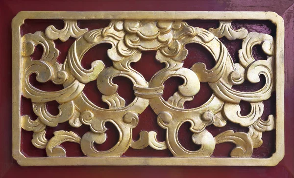 Ornamento dourado no Palácio Imperial em Hue, Vietnã — Fotografia de Stock