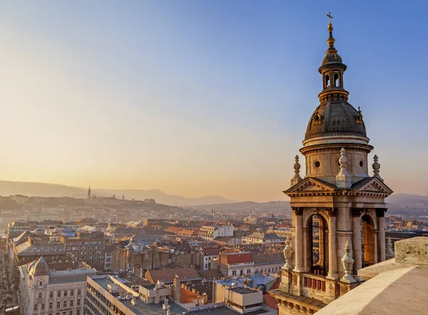 Vue de Budapest depuis la basilique Saint-Étienne — Photo