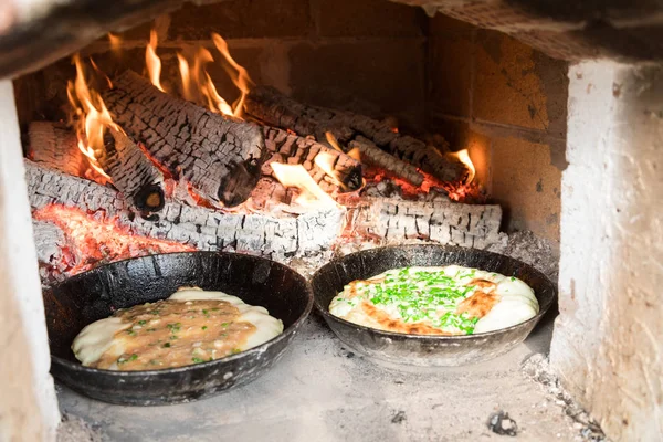 Simple Barmy Flat Cake Taban Prepares Furnace — Stock Photo, Image