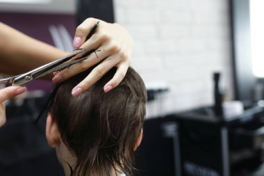 Kuaförler Berber salonları bir çocuk portresi