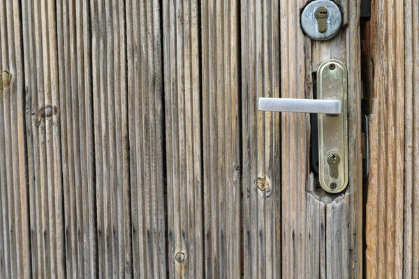 Детали Старой Деревянной Двери Дверной Ручкой — стоковое фото