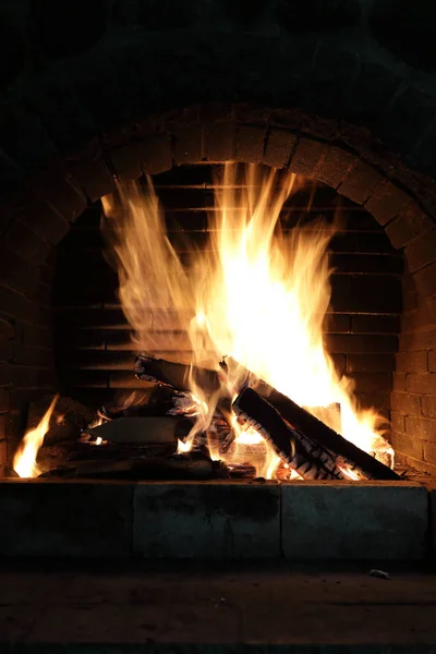 Προβολή Του Καψίματος Του Ξύλου Στο Φούρνο — Φωτογραφία Αρχείου