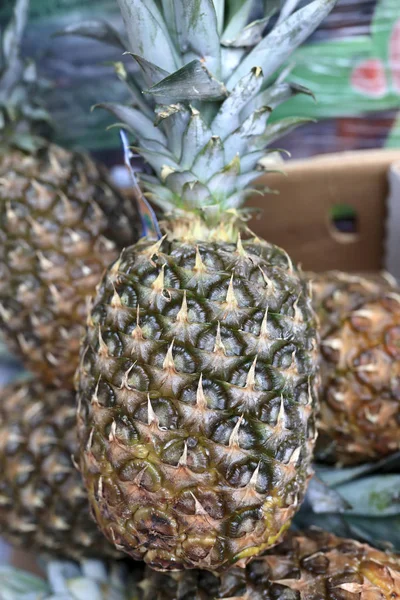 View Pineapples Asian Market — Stock Photo, Image