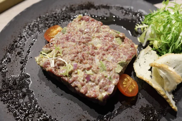 Lamb tartare on plate — Stock Photo, Image