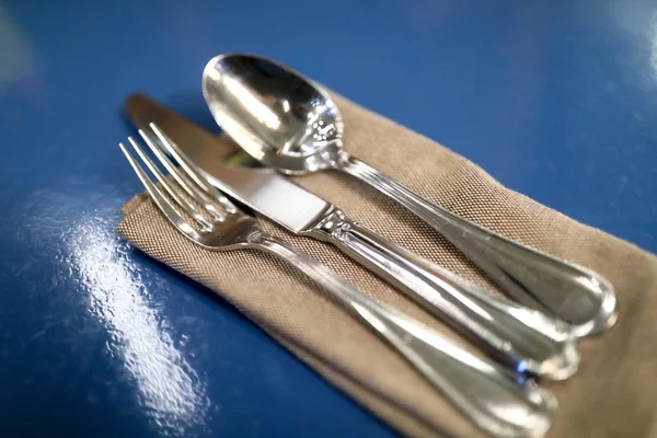 Cutlery Set on napkin — Stock Photo, Image