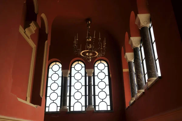 Innenraum der orthodoxen Kathedrale — Stockfoto