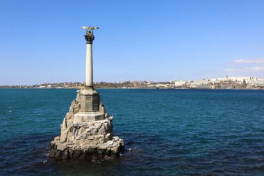 Batık gemi anıtının detayları