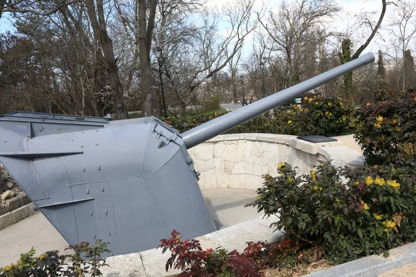 Soviet ship cannon on ground