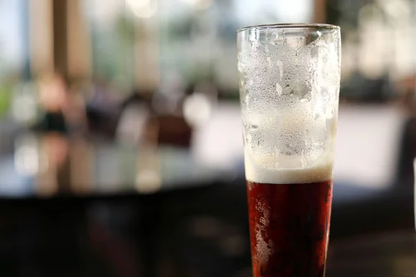 Taza de cerveza de abadía oscura — Foto de Stock