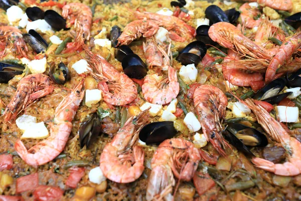 Vaření paella s plody moře — Stock fotografie