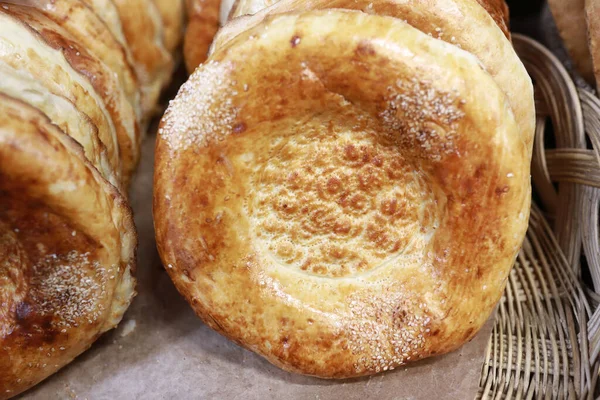 Pile Asian Bread Cakes Market Ρωσία — Φωτογραφία Αρχείου