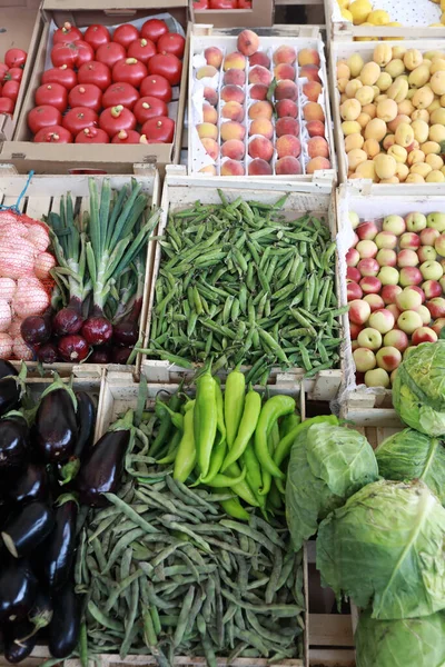Vista Vários Vegetais Caixas Mercado — Fotografia de Stock