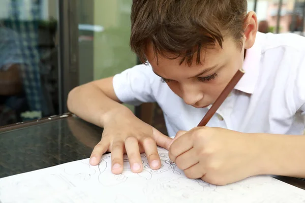 Kid Drawing Pencil Terrace Restaurant — Stock Photo, Image