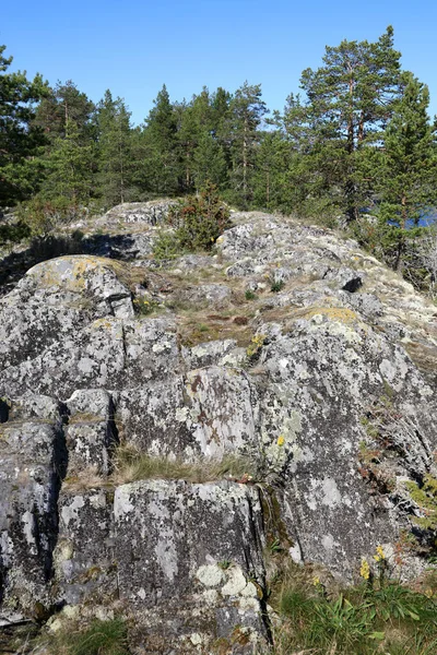 Ladoga Skerries, Karelia 'daki Taş Ada manzarası