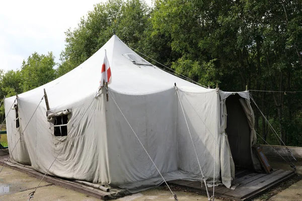 Vista Della Tenda Ospedale Militare Nella Foresta — Foto Stock