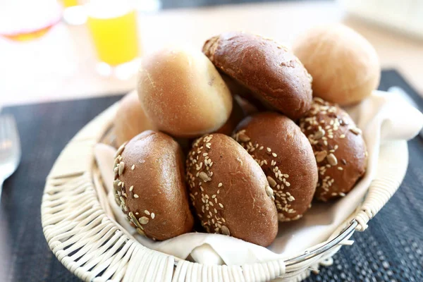 Cesta Con Varios Bollos Restaurante — Foto de Stock