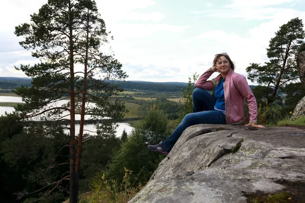 Woman Sitting Mount Paaso Summer Karelia — Stock Photo, Image