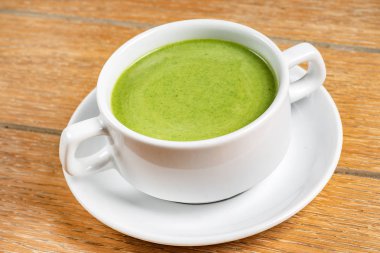 bezelye kremalı çorba, yakın çekim