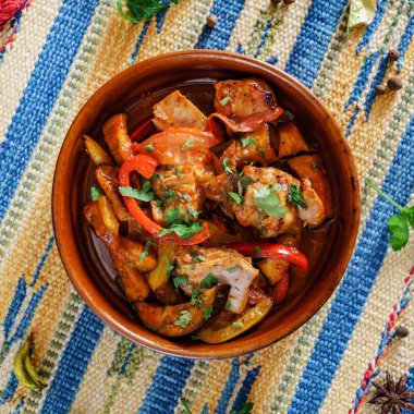 lezzetli tavuk, sebzeli yakın çekim