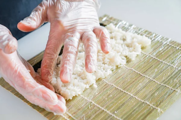 Chef Haciendo Sushi Primer Plano — Foto de Stock