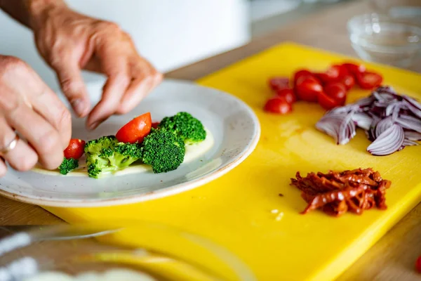 Chef Masculino Trabajo Primer Plano — Foto de Stock