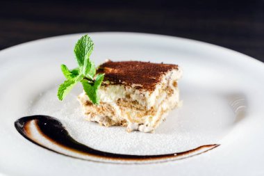 tiramisu pasta ile nane, yakın çekim