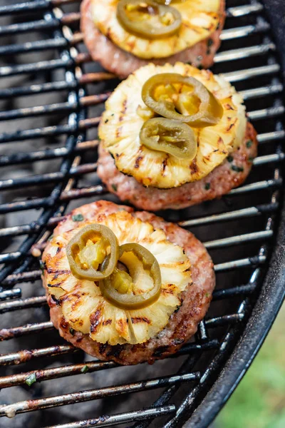 Grilled Cutlet Burgers Close — Stock Photo, Image