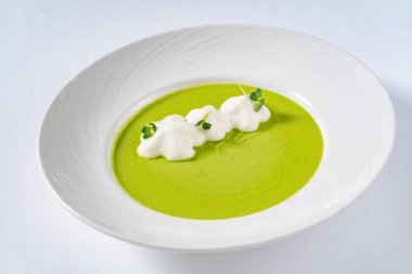 Kremalı çorba yeşil, yakın çekim