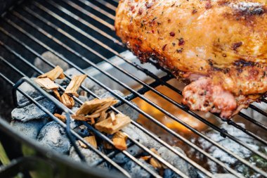 Barbekü üzerinde Marine edilmiş Türkiye'nin yakın çekim