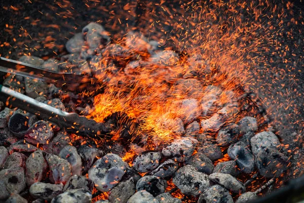 烧热煤的背景 — 图库照片
