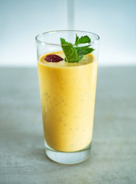 mango ile taze tatlı yakın çekim