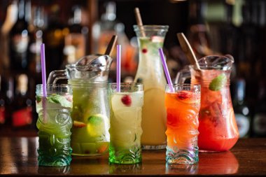 taze kokteyl barda, yakın çekim