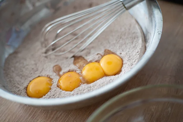 Chef Haciendo Pastel Primer Plano — Foto de Stock