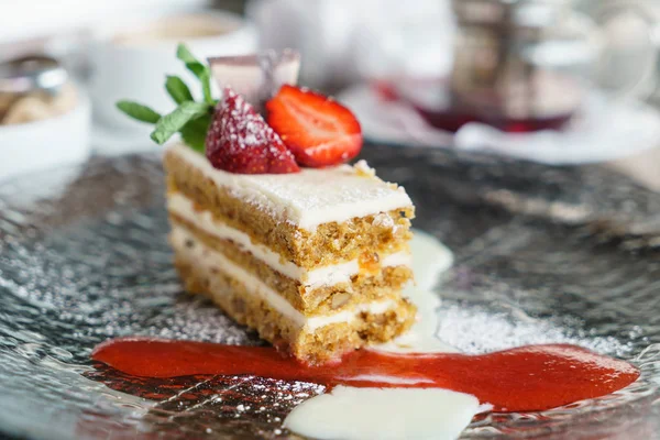 Havuçlu kek, kapat.