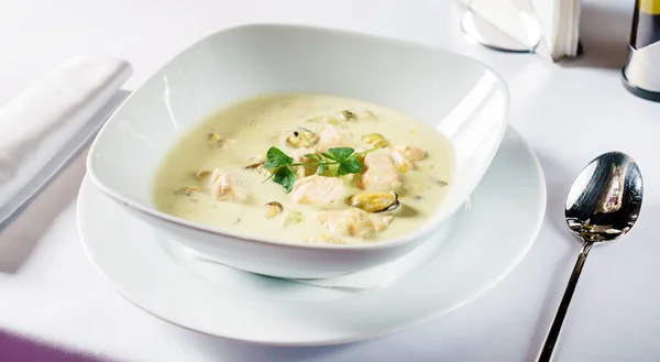 Fish soup in the restaurant, close up — Stock Image Fish Soup Restaurant Close Royalty Free Stock Images