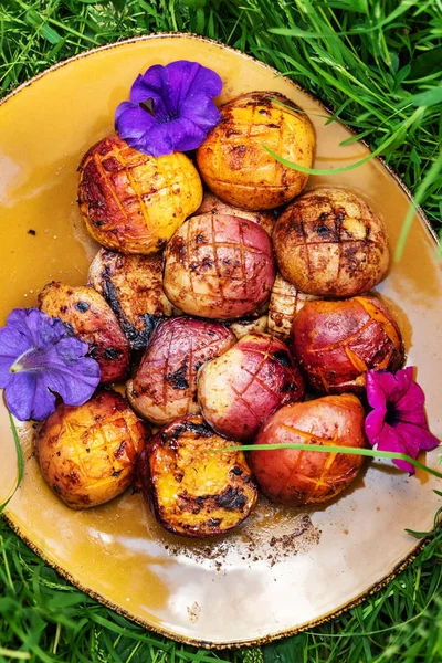 Grilled Peach Plate Close — Stock Photo, Image