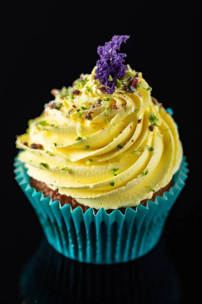 Cupcake Lemon Cream Close — Stock Photo, Image