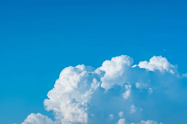 Nice White Clouds Sky — Stock Photo, Image