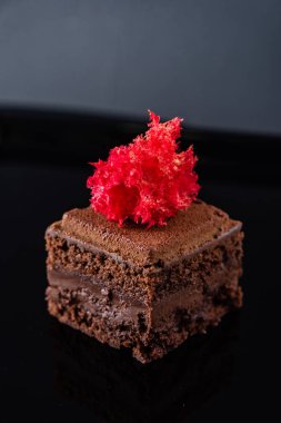 ile koyu çikolata, kek yakın çekim