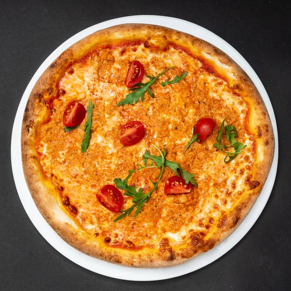 Färsk Italiensk Pizza Närbild — Stockfoto