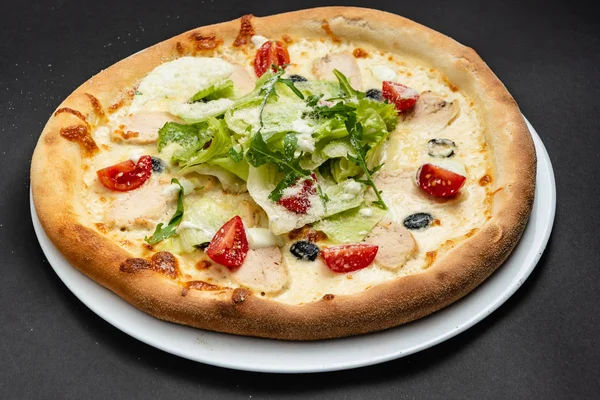 Färsk Italiensk Pizza Närbild — Stockfoto