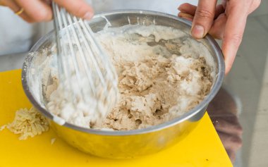 Şef gıda hazırlama iş başında