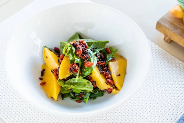 Salade Mangue Gros Plan — Photo