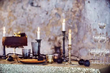 Noel masa mumlar ile