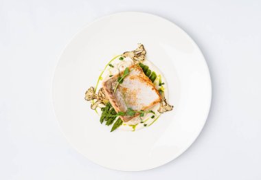 somon ile kuşkonmaz, yakın çekim