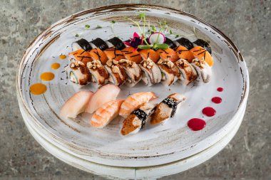 büyük sushi seti, yakın