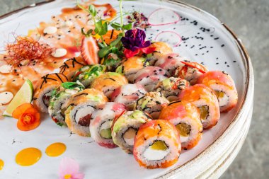 büyük sushi seti, yakın
