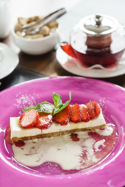 Cheesecake Căpșuni Închide — Fotografie, imagine de stoc